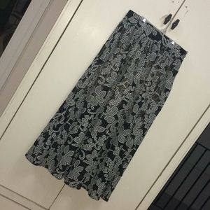 Zara patterned midi skirt